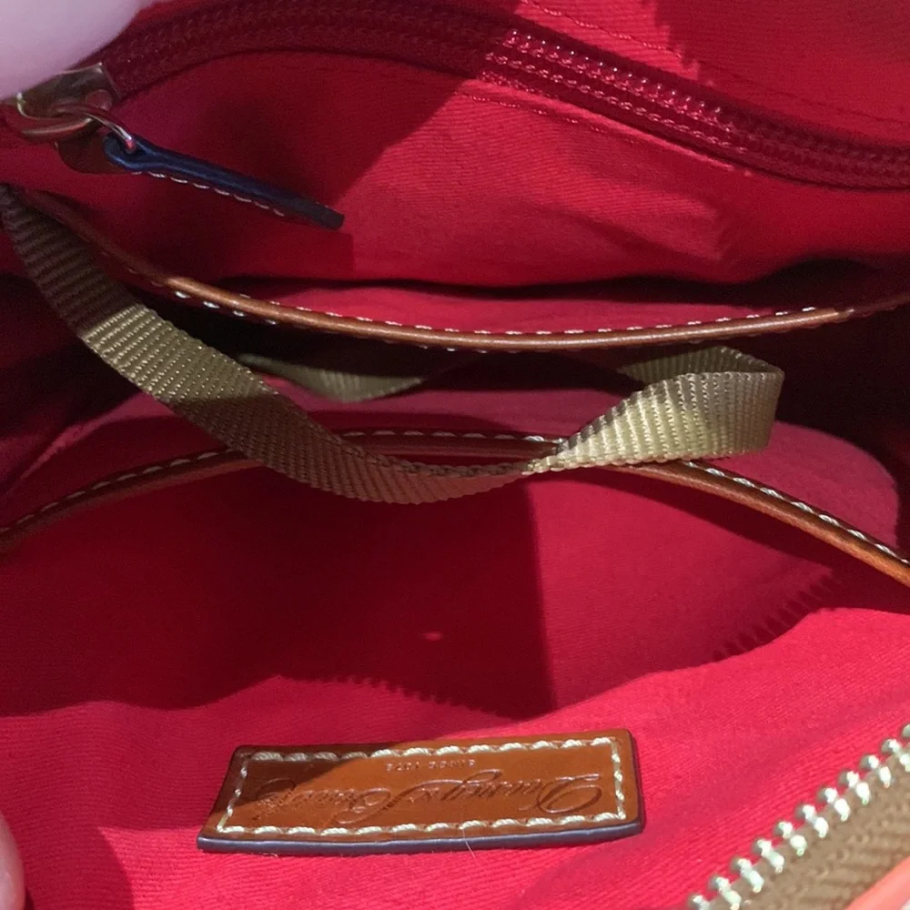 Dooney and Bourke coral pebbled leather set - Picture 2 of 4
